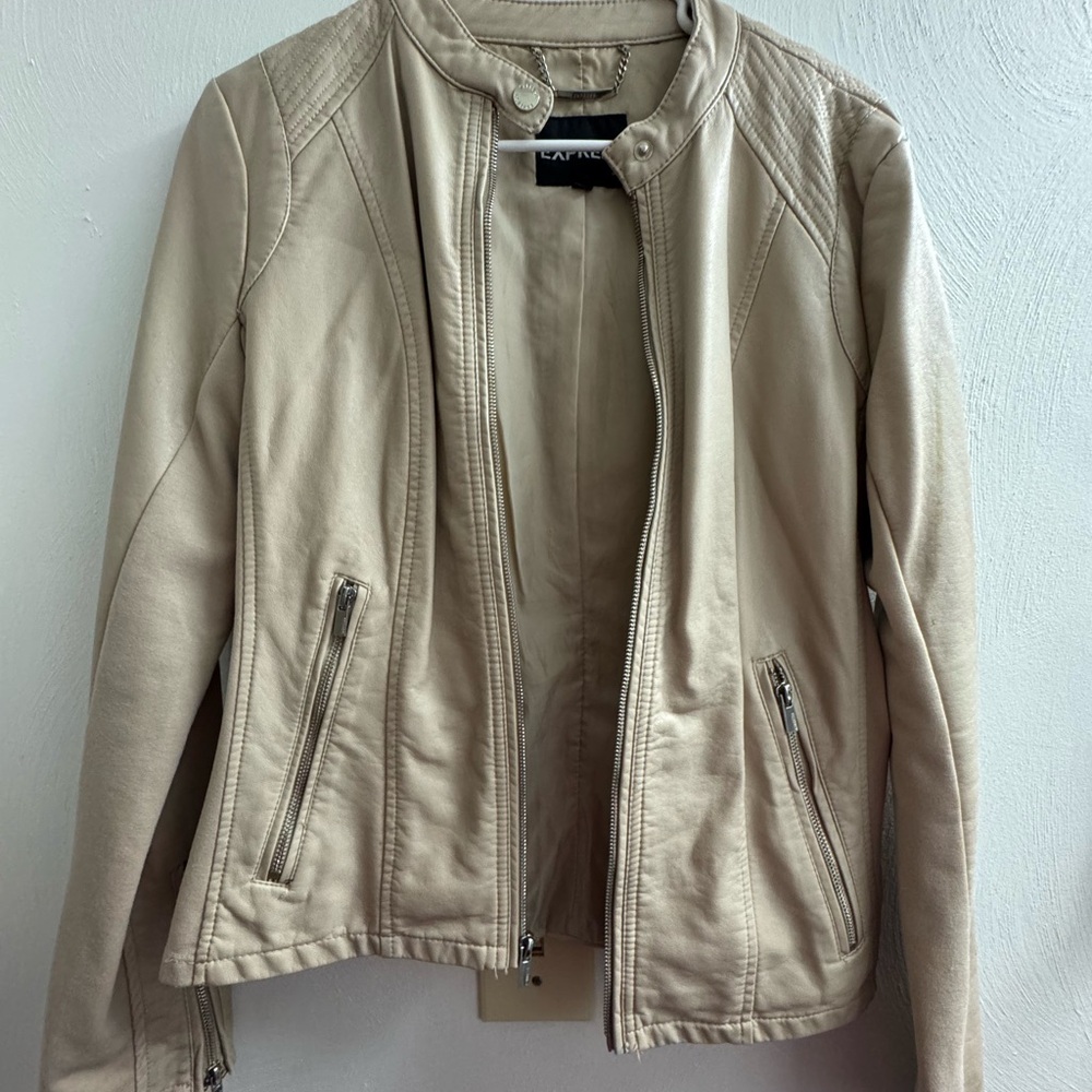 Women's Tan Leather Jacket